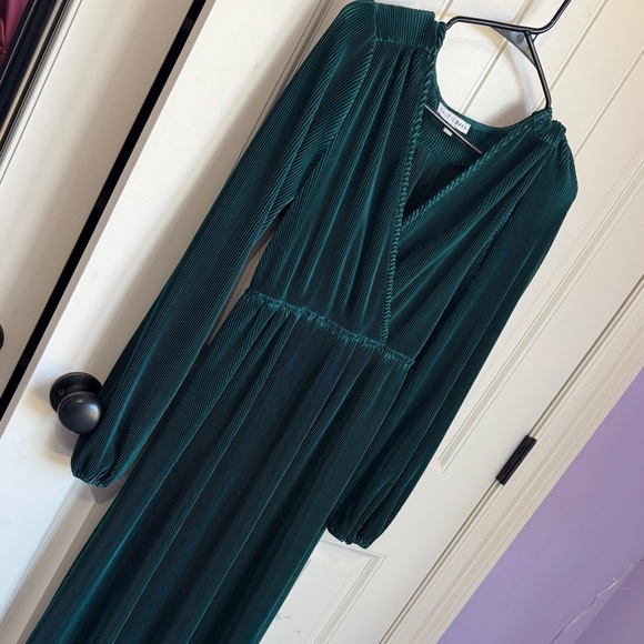 Baltic Born Deep Green Velvet Maxi Dress Size Medium - Picture 3 of 6